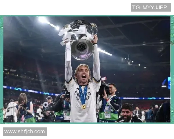 劳尔辉煌岁月见证皇马传奇精神永存绿茵场